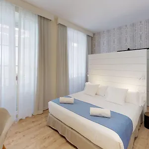 madeinterranea-suites.es-andalucia.com/